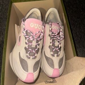 GUCCI Wmn’s Sneakers